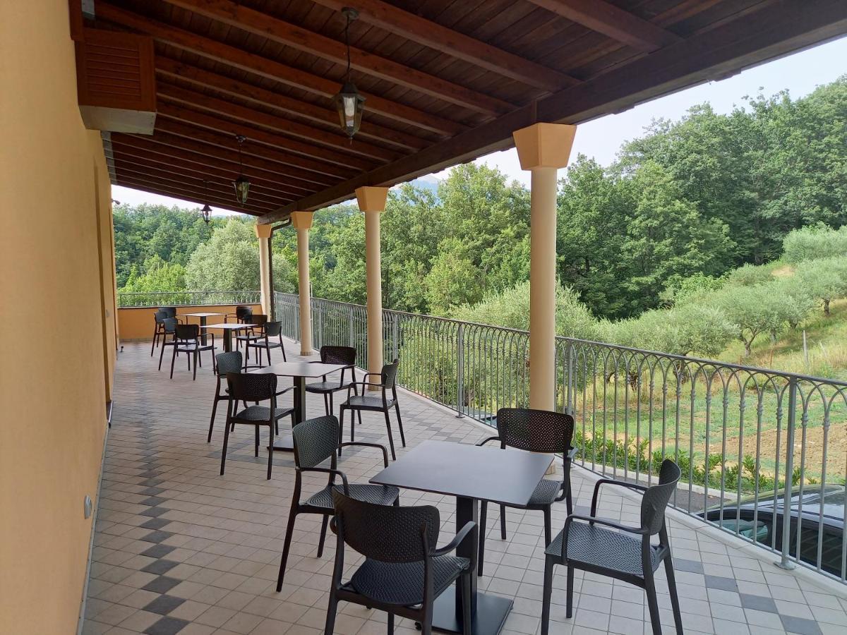 Hotel Ristorante Villa Terry لاوريا إنفيريوري المظهر الخارجي الصورة