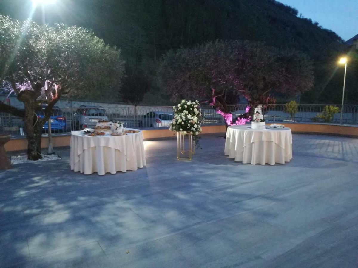Hotel Ristorante Villa Terry لاوريا إنفيريوري المظهر الخارجي الصورة