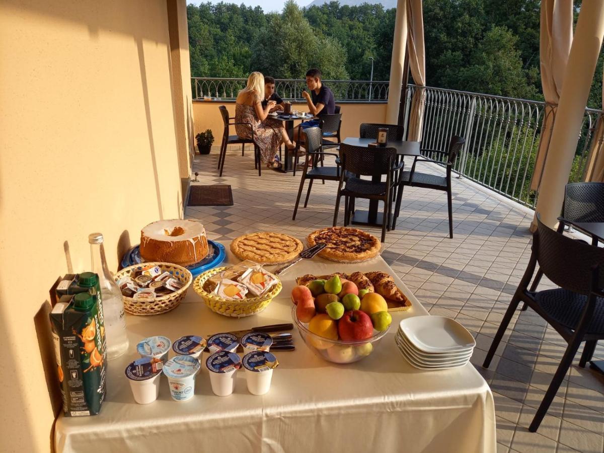 Hotel Ristorante Villa Terry لاوريا إنفيريوري المظهر الخارجي الصورة